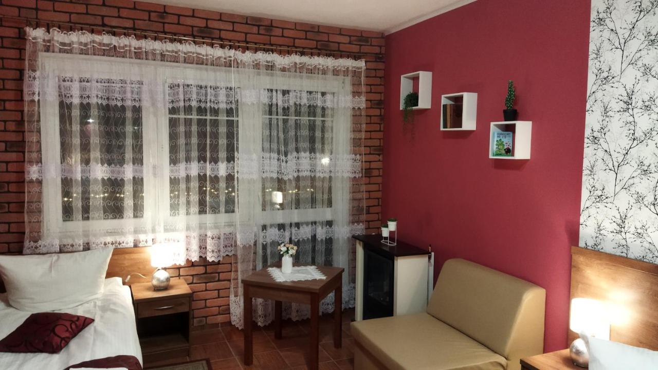 Pensjonat Zielone Wzgorze Boleslawow Строне-Слёнске Экстерьер фото